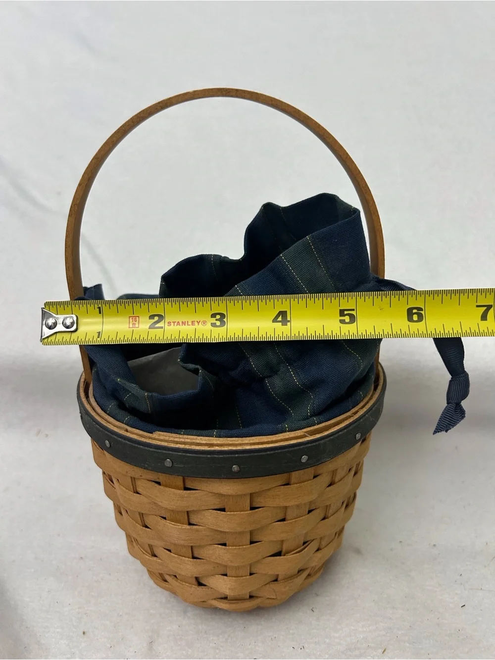 Longaberger 2004 Collectors Club Renewal Basket